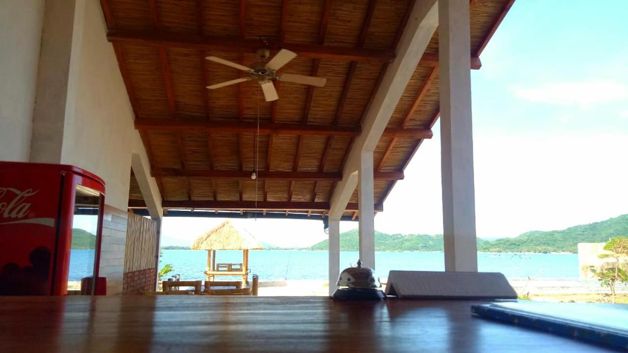 Alden Beach House Sekotong Exterior foto